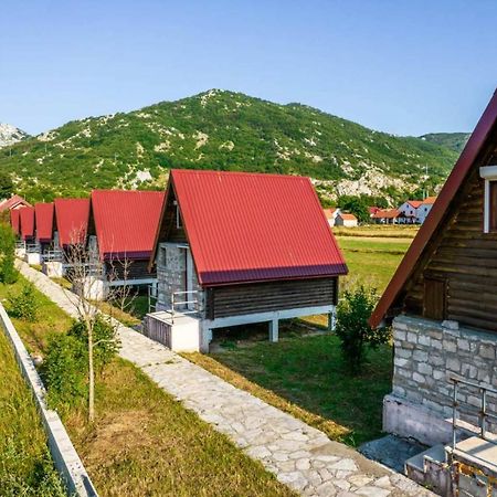 Etno Selo Bastadur Цетине Екстериор снимка